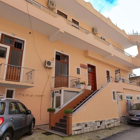 Hotel Casamia Sarandë Eksteriør bilde