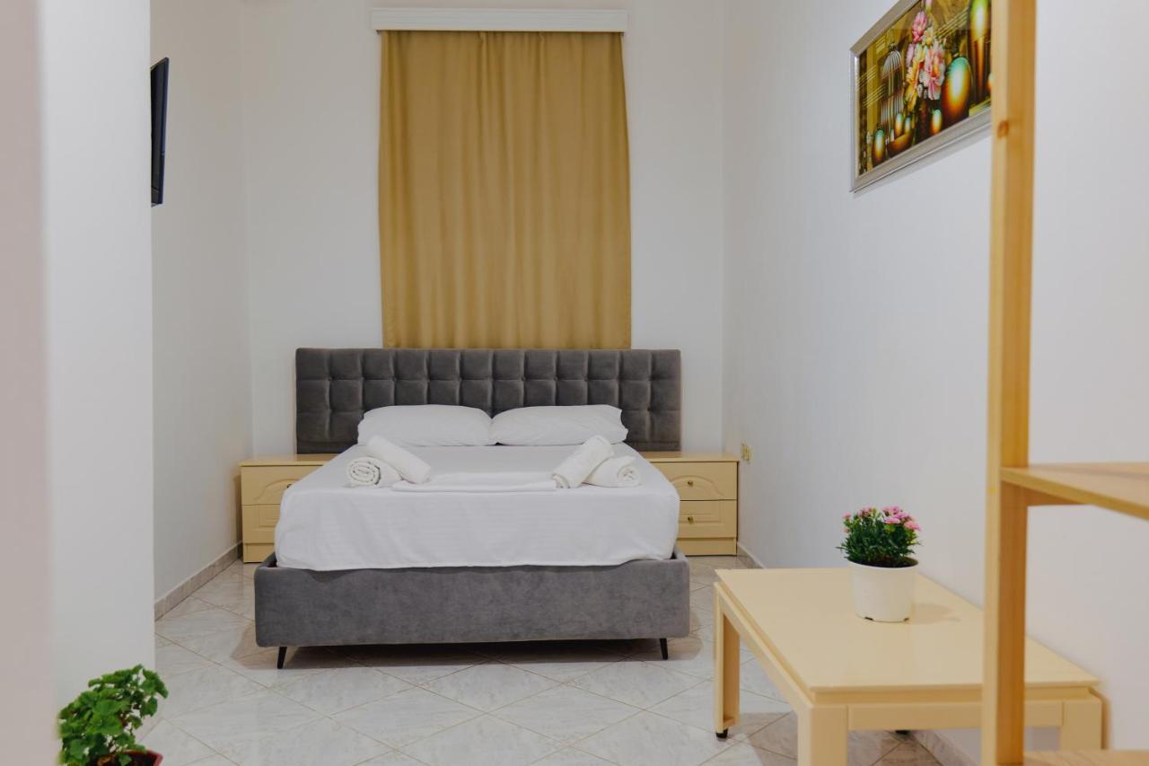 Hotel Casamia Sarandë Eksteriør bilde